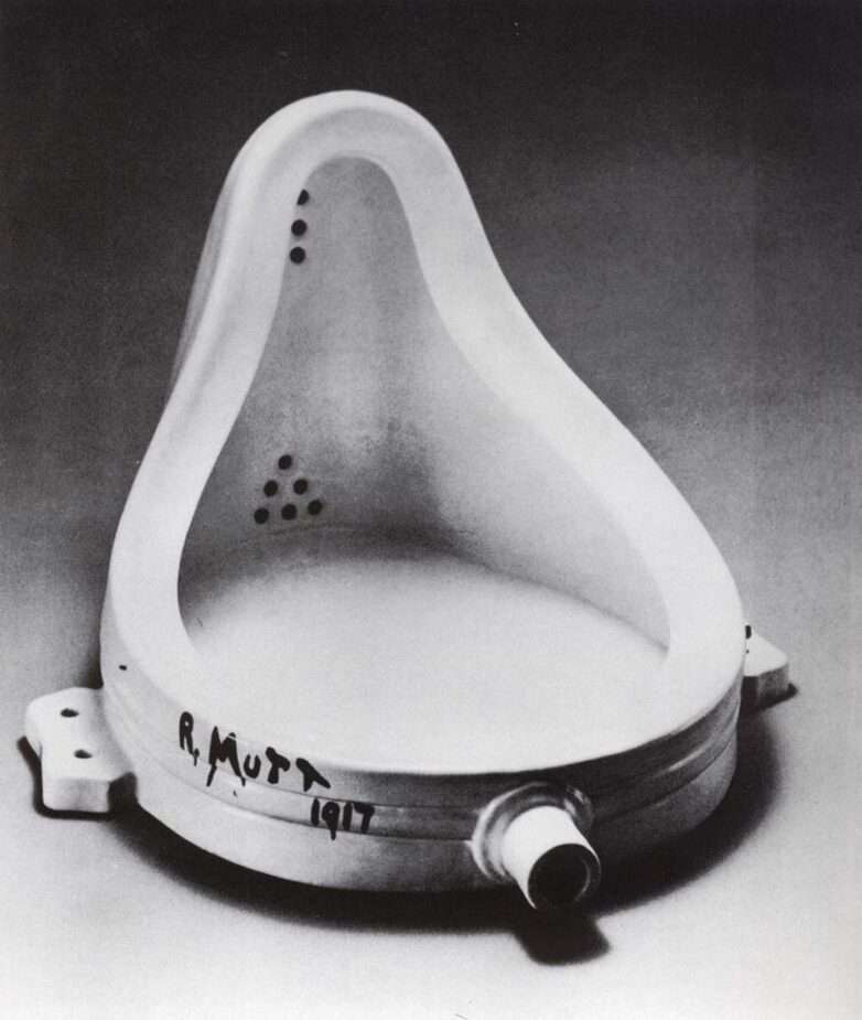 Fountaine, fait par Marcel Duchamp, 1917; photo par Alfred Stieglitz. mouvement dadaisme